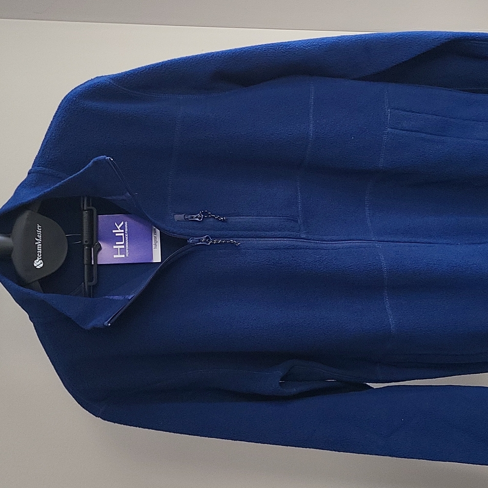 Huk Men's Navy Performance Fleece, Size Small.